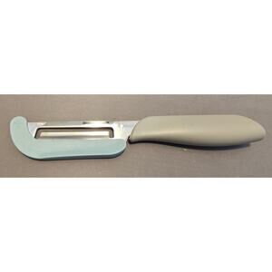 Pampered Chef 100478 - Cheese Knife Slicer Spreader Stainless w/Protective Cover